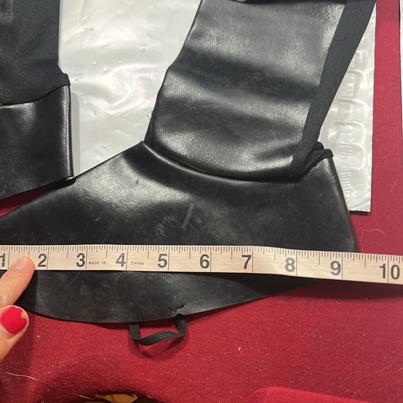 Pirate PANTS burgundy BLACK BOOT COVERS older boys stretchy waist 21”inseam pant - Picture 3 of 9